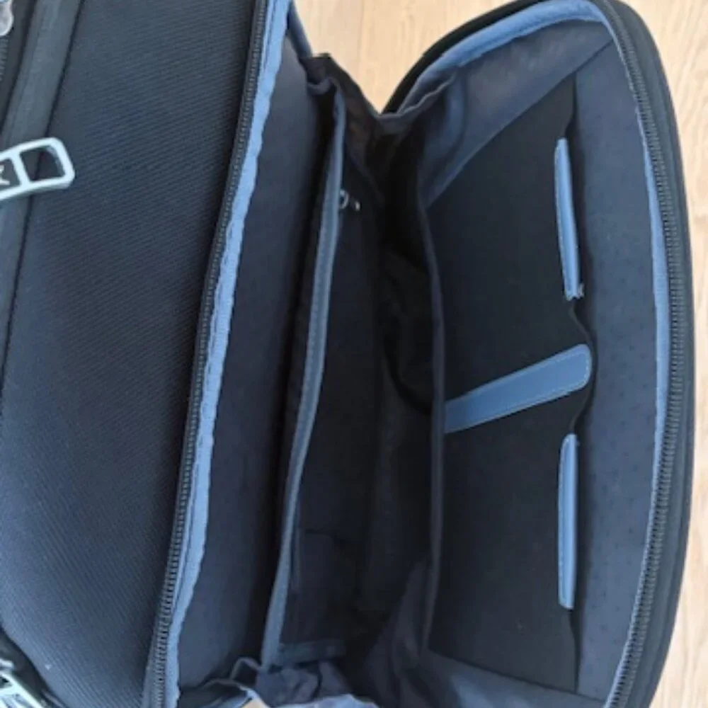 Backpack - Picture 3 of 4